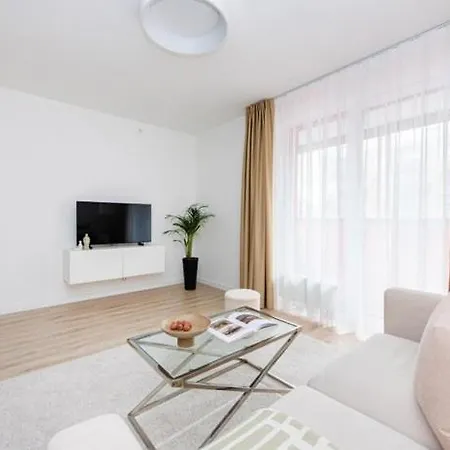 Apartment Nice With Nice Balcony *
