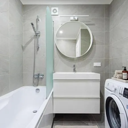 Nice With Nice Balcony Апартаменти *